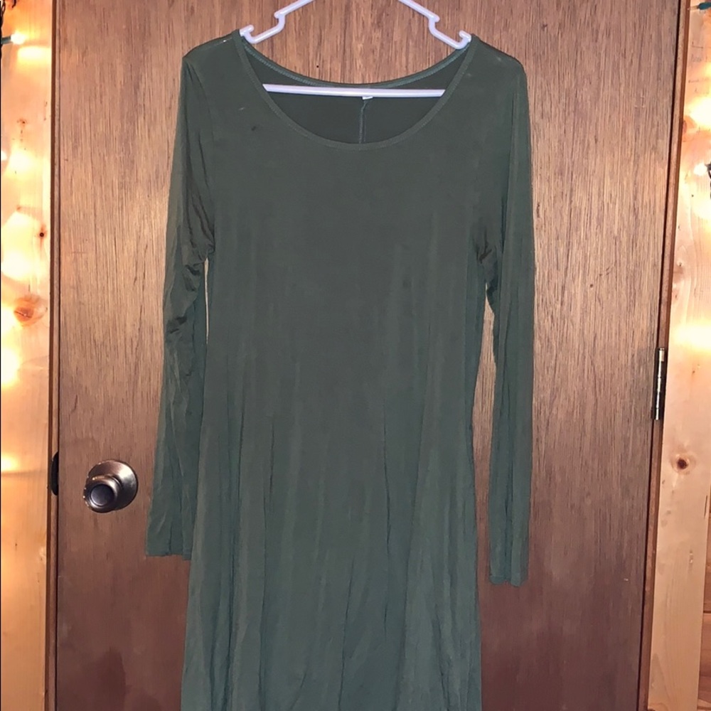 Green Long Sleeve Dress
